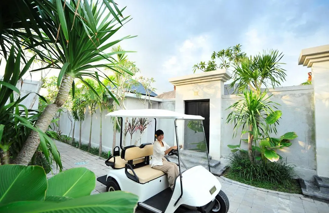 La Villais Kamojang Hotel Seminyak-1